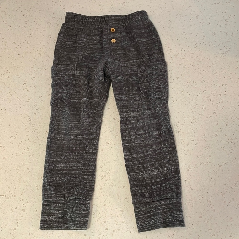 Light weight joggers
